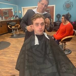 Meet your Posher, Brandon